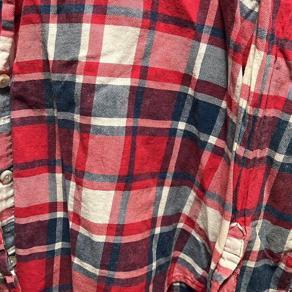 Red , Blue and white Universal threat flannel - Picture 2 of 4